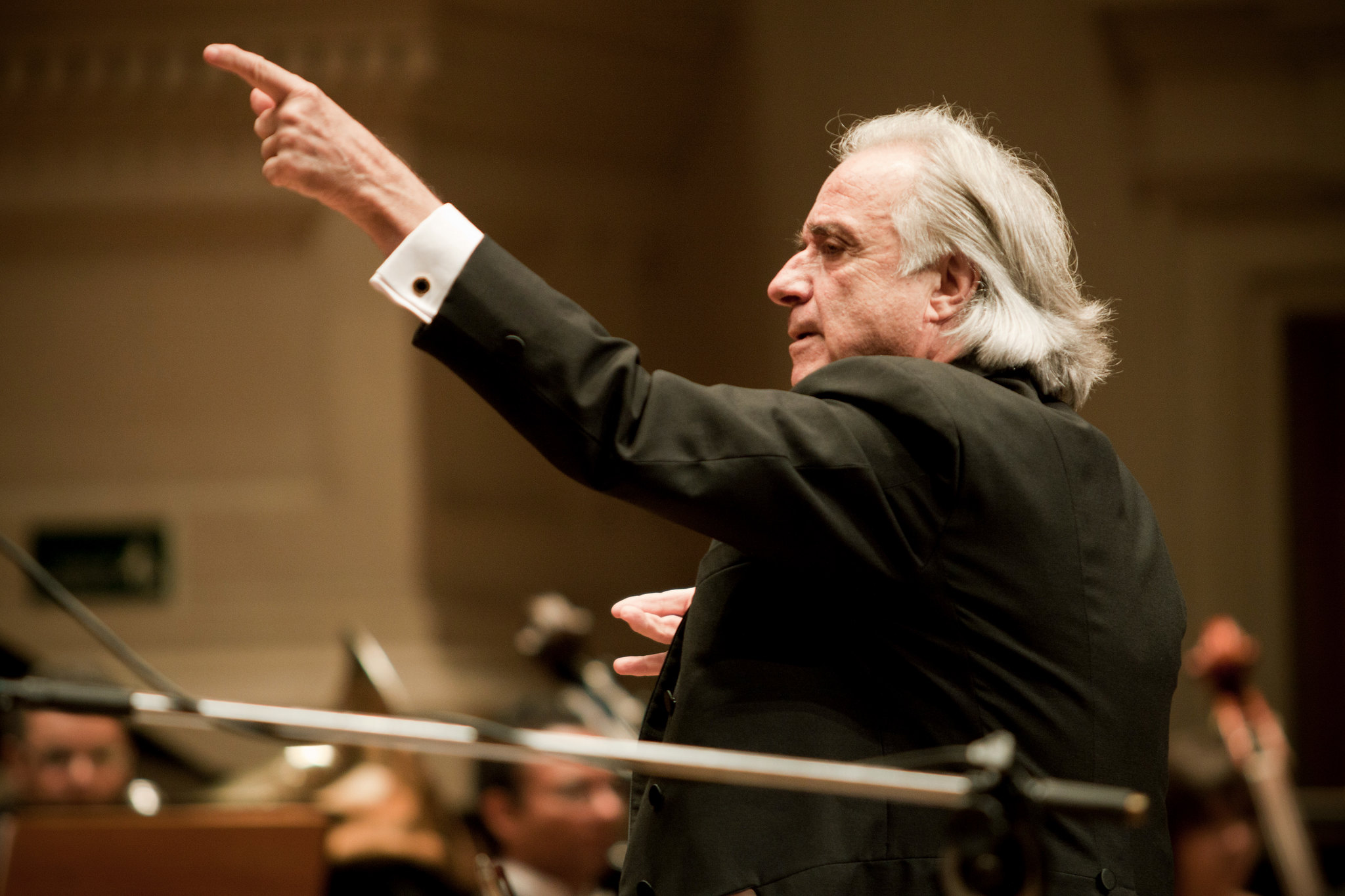 João Carlos Martins e Camerata Bachiana homenageiam Villa-Lobos em apresentação gratuita João Carlos Martins e Camerata Bachiana homenageiam Villa-Lobos em apresentação gratuita
