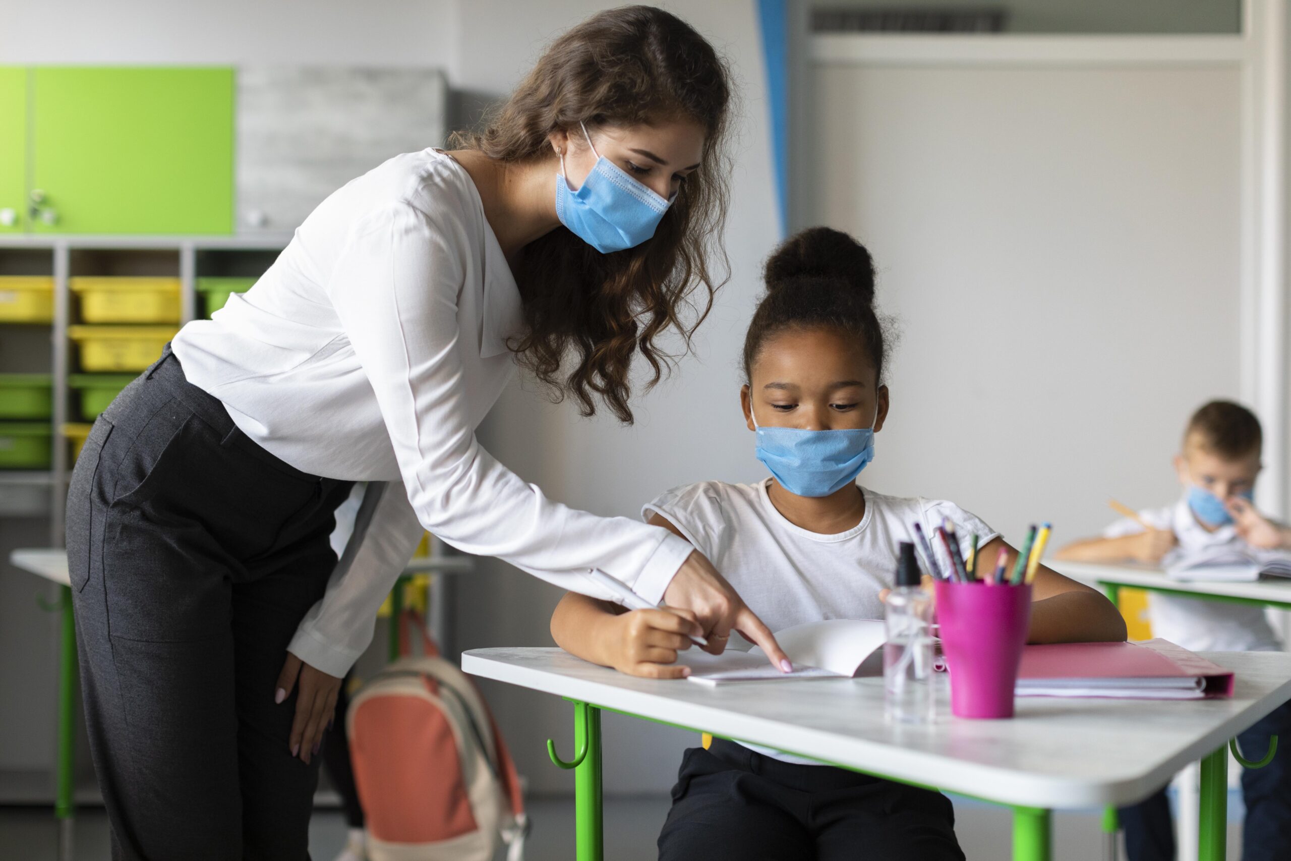 Dia do Pedagogo: alunos que voltam às aulas presenciais pós pandemia exigem novas formas de ensinar Dia do Pedagogo: alunos que voltam às aulas presenciais pós pandemia exigem novas formas de ensinar
