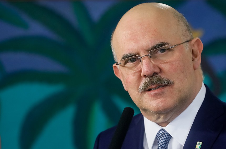 Operação Acesso Pago, da Polícia Federal, prende ex-ministro da Educação Milton Ribeiro e outros investigados por corrupção Operação Acesso Pago, da Polícia Federal, prende ex-ministro da Educação Milton Ribeiro e outros investigados por corrupção