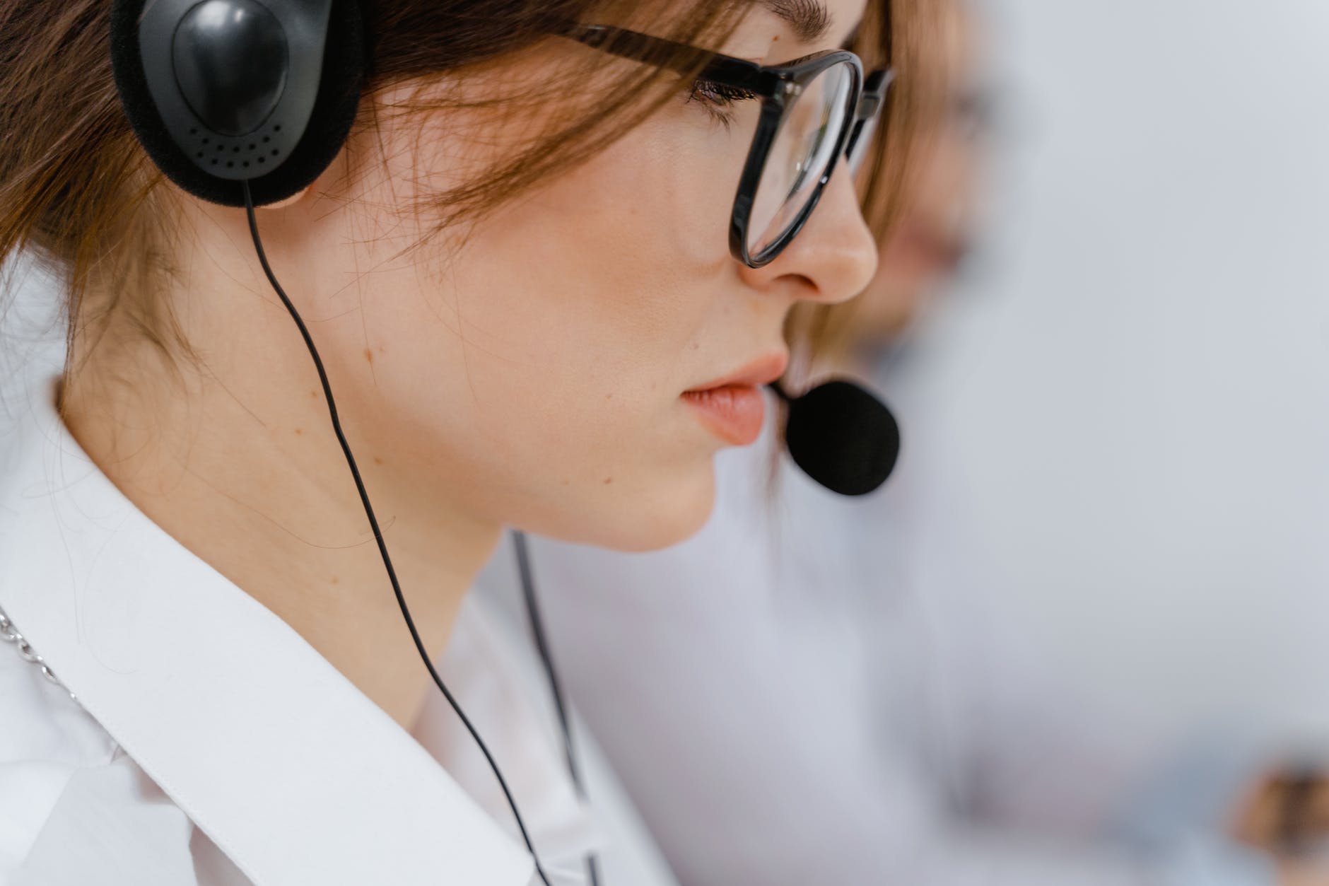 Estão ligando para vender produtos e serviços por telefone fora do prefixo 0303? Denuncie! Estão ligando para vender produtos e serviços por telefone fora do prefixo 0303? Denuncie!