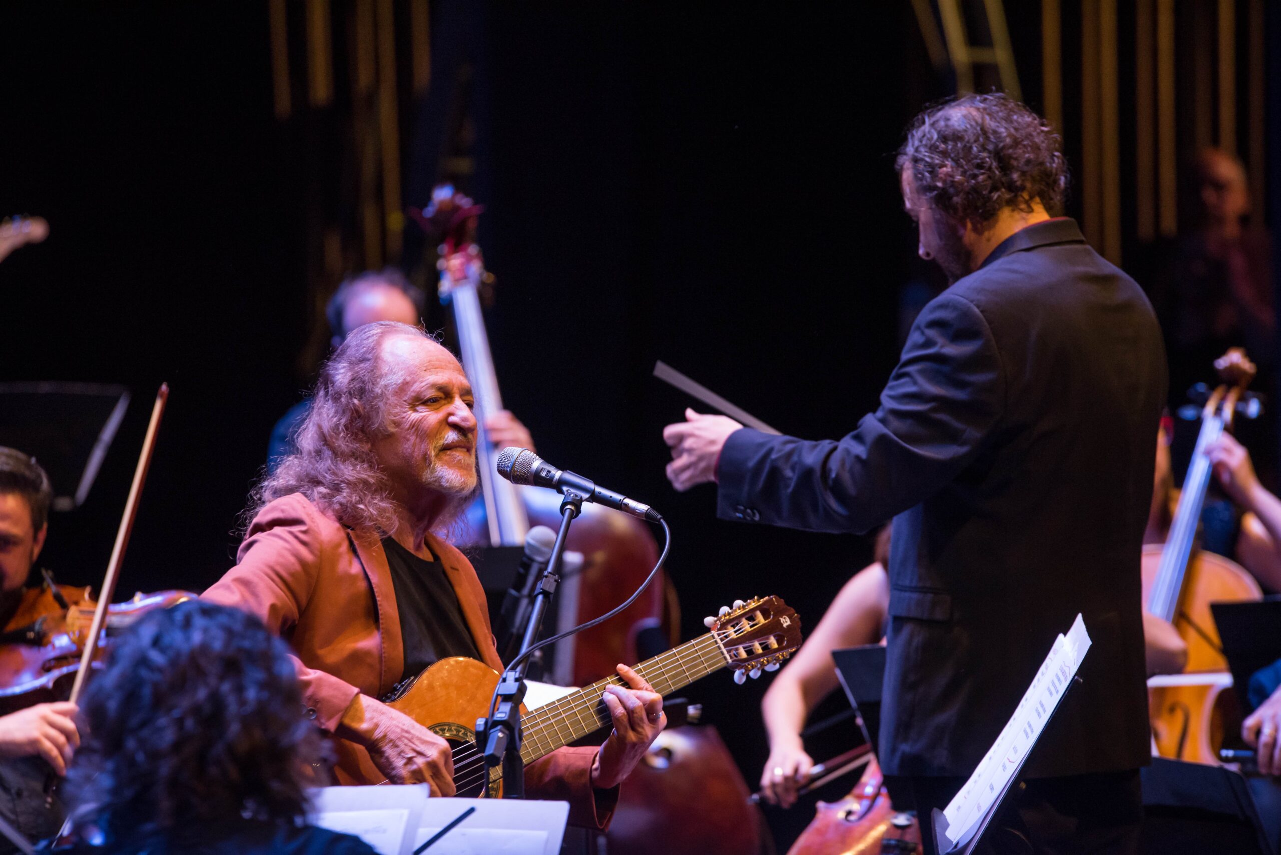 Alceu Valença e a Orquestra Ouro Preto apresentam Valencianas II em evento único na capital paulista Alceu Valença e a Orquestra Ouro Preto apresentam Valencianas II em evento único na capital paulista