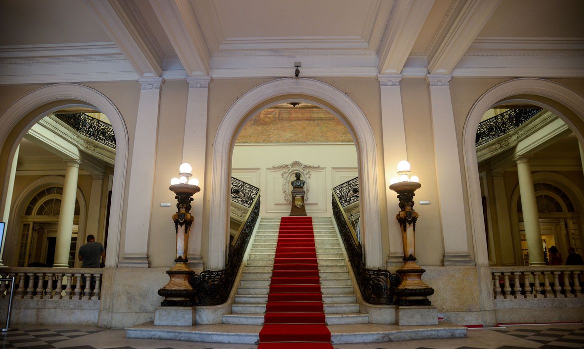Palácio Pedro Ernesto, na cidade do Rio de Janeiro, completa 100 anos de história Palácio Pedro Ernesto, na cidade do Rio de Janeiro, completa 100 anos de história