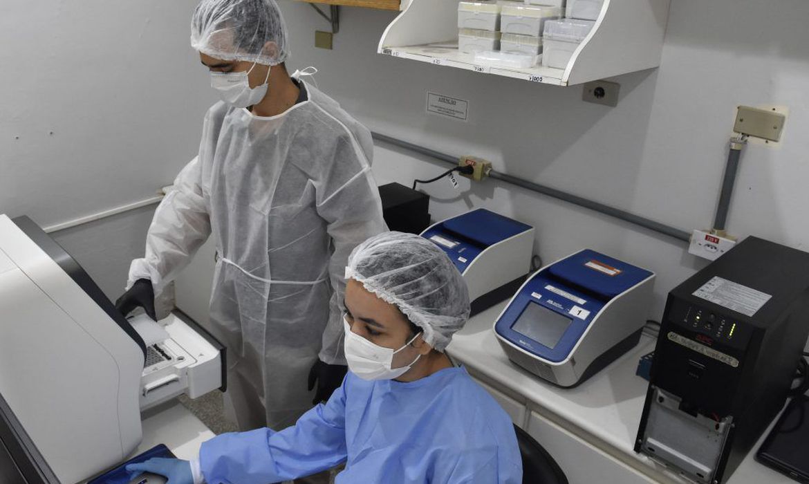 Fiocruz cria novo método que pode ser adotado pelo SUS para diagnóstico da hepatite D Fiocruz cria novo método que pode ser adotado pelo SUS para diagnóstico da hepatite D