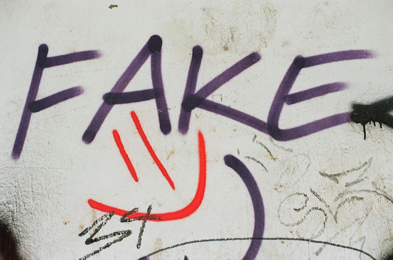 Fraudes com deepfake crescem 822% no Brasil; incidentes são cinco vezes mais frequentes do que nos EUA