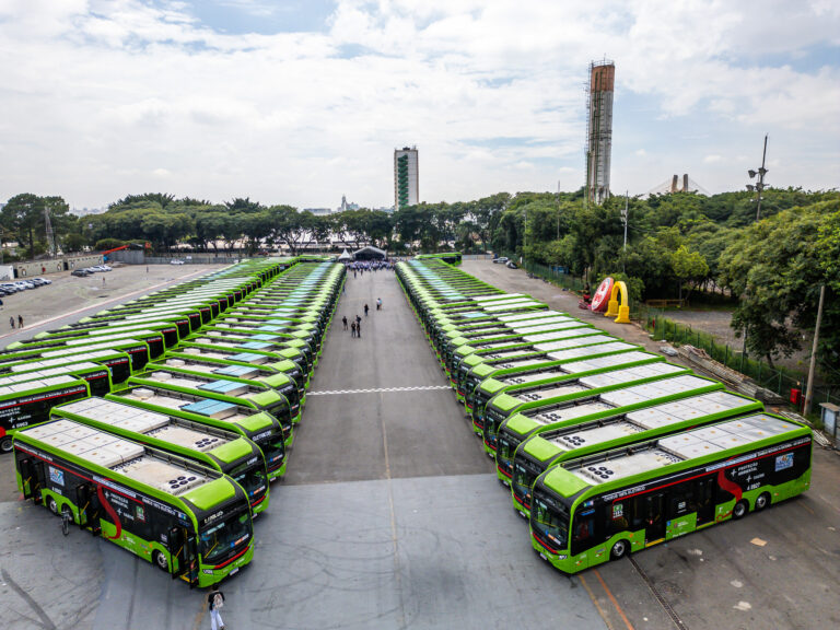 Ônibus elétricos avançam na capital paulista, mas ainda são menos de 5% da frota total