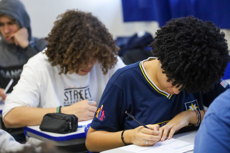 Secretaria de Educação de São Paulo abre seleção para 5 mil vagas de professores temporários