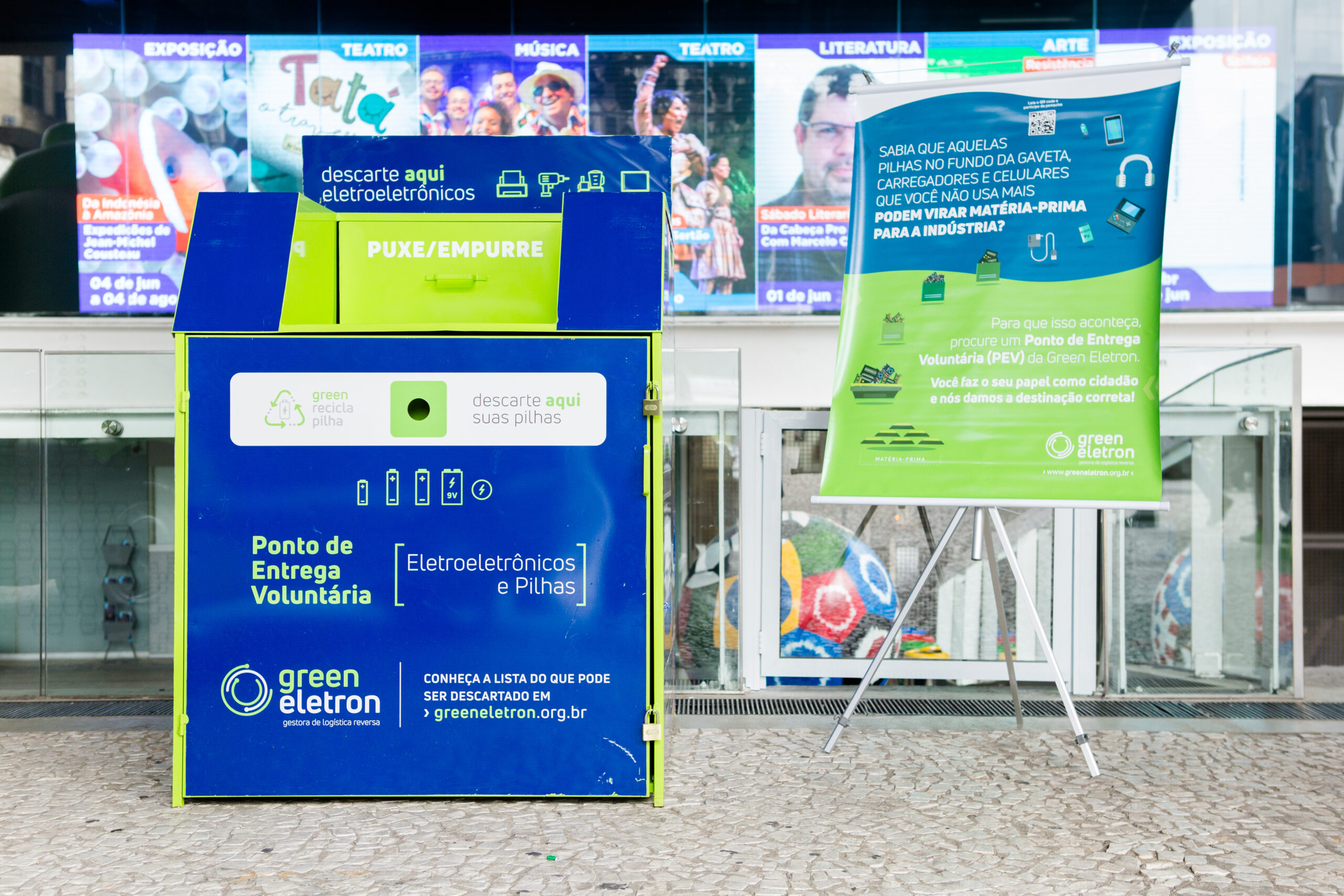 Campanha de coleta de lixo eletrônico ocupa 14 estações do Metrô de São Paulo até novembro