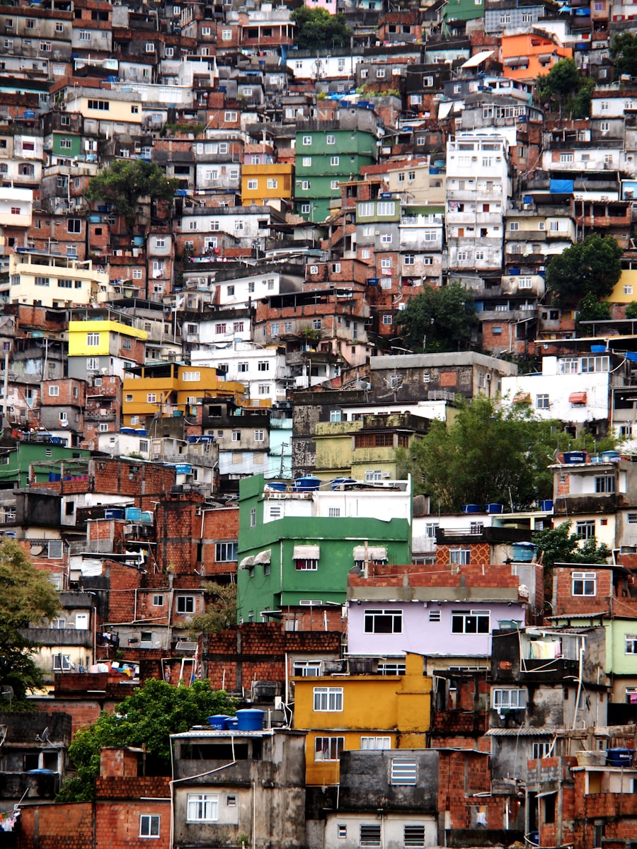 Favelas na linha de frente da crise climática: universidades testam novos caminhos de adaptação