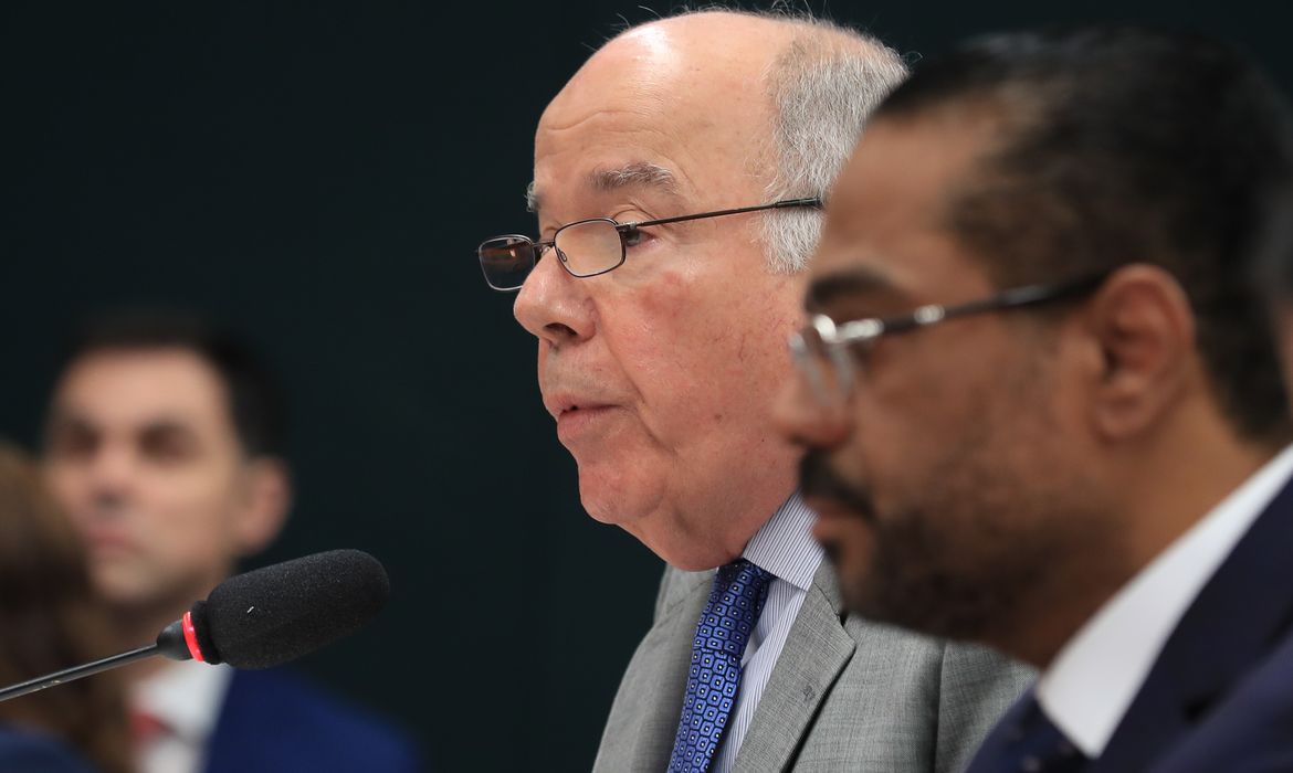 Trump quer petróleo da Venezuela e dita regras a Delcy: “Faça o que queremos”